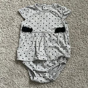 Carter’s 12 m girls summer outfit